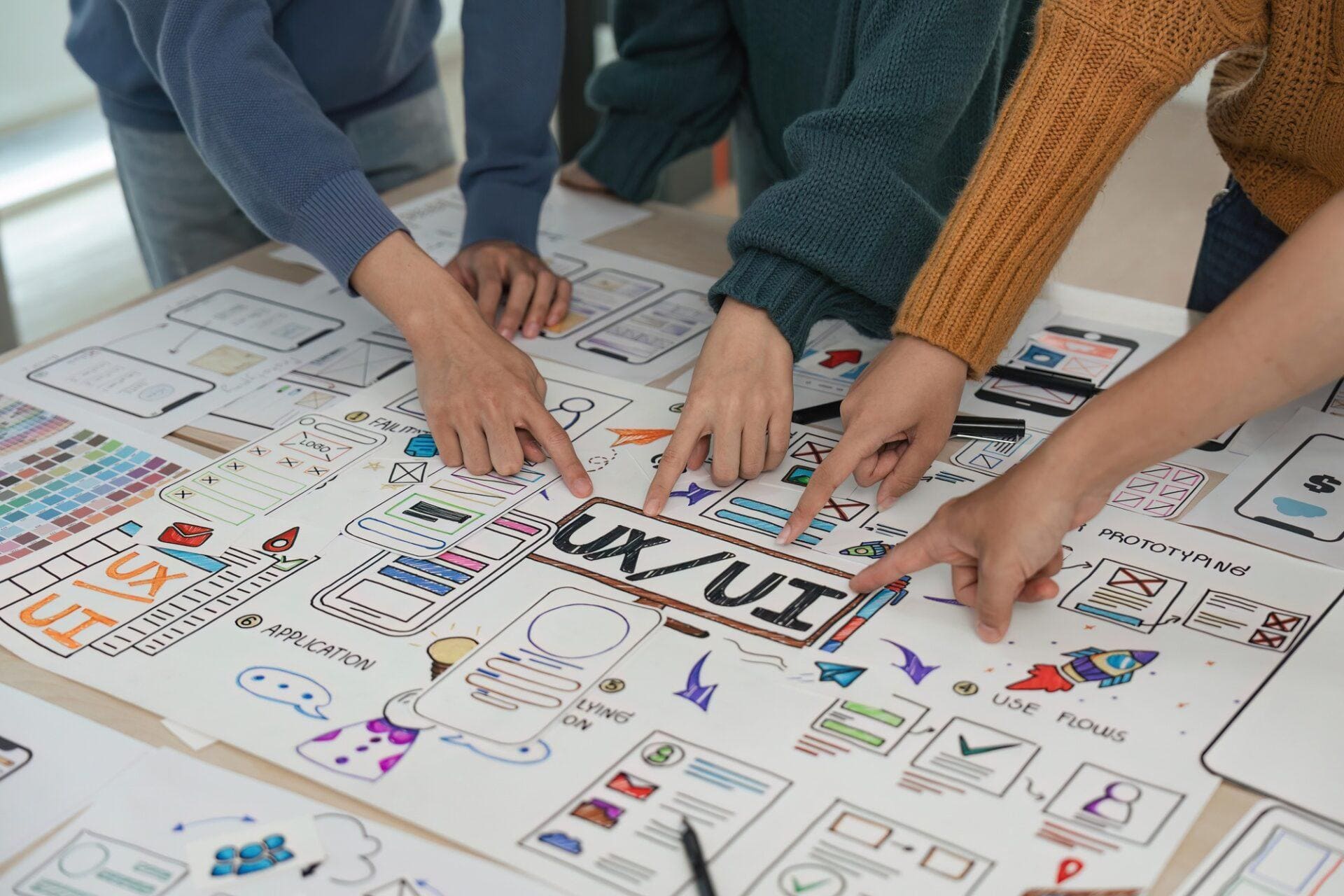 Diseño de interfaces que cautivan: Elementos dinámicos para apps y juegos.